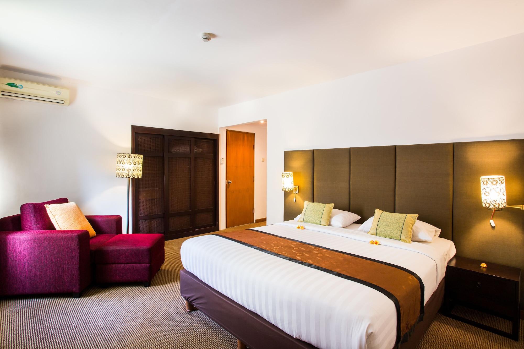 Plagoo Holiday Hotel Nusa Dua  Exterior photo